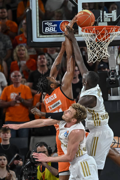 吉达联合等 吉达联合等