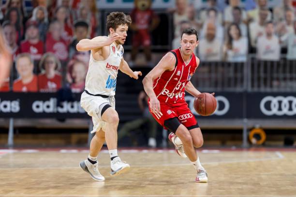 亚马尔同样 亚马尔同样