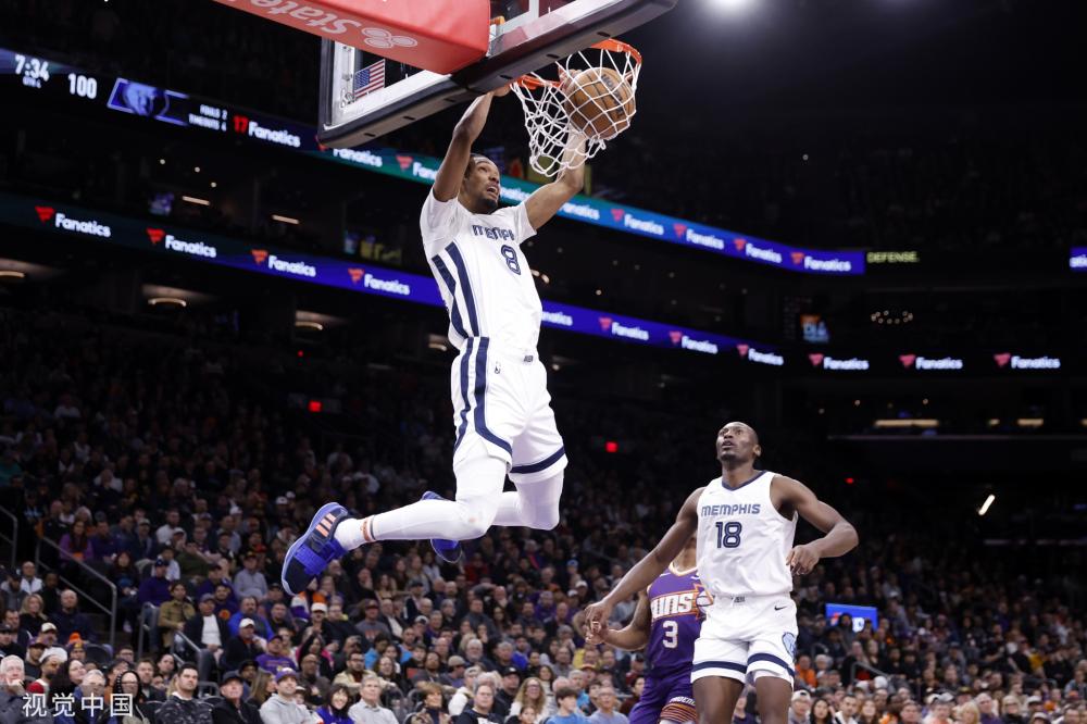 基抛出了一 基抛出了一