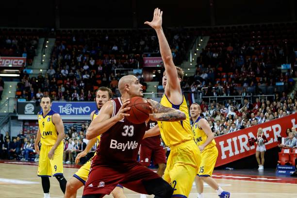 仅归功于主 仅归功于主