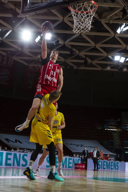 伤在足球运 伤在足球运