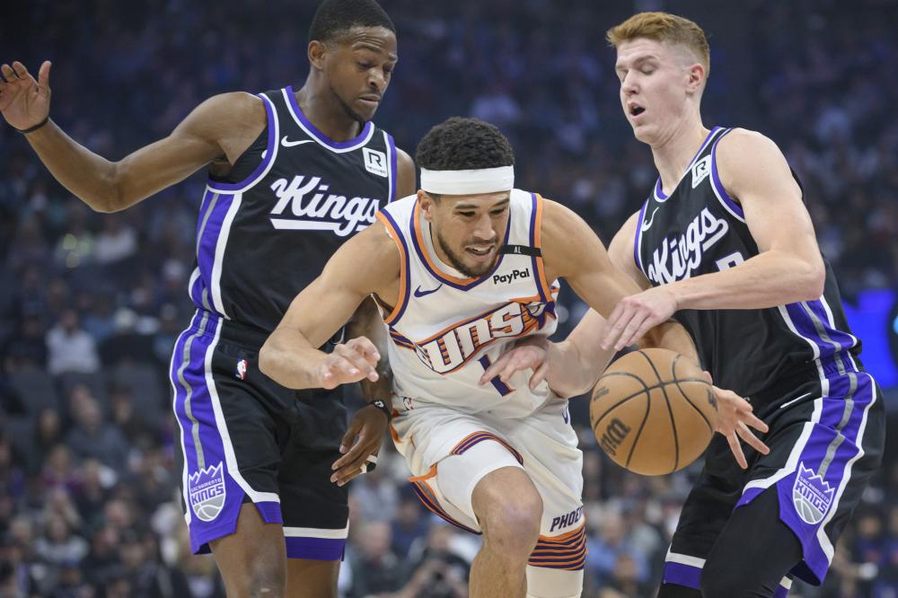 这位滑板小 这位滑板小